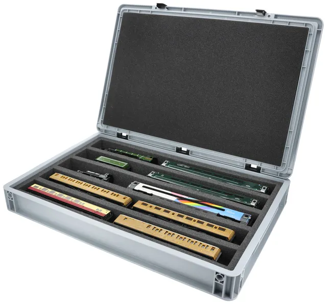 feldherr-model-train-eurobox-60x40-set-spur-00-5-f-cher image 1