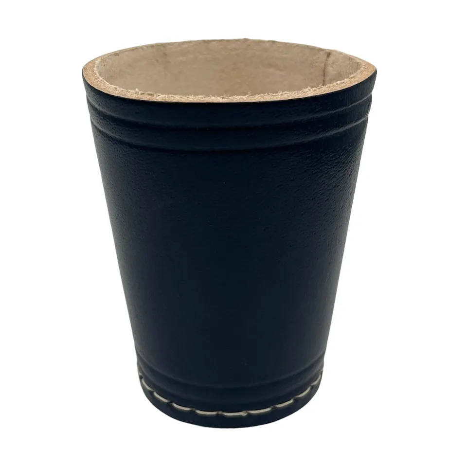 dice4friends-accessoires-w-rfelbecher-schwarz-b-ffelleder image 1