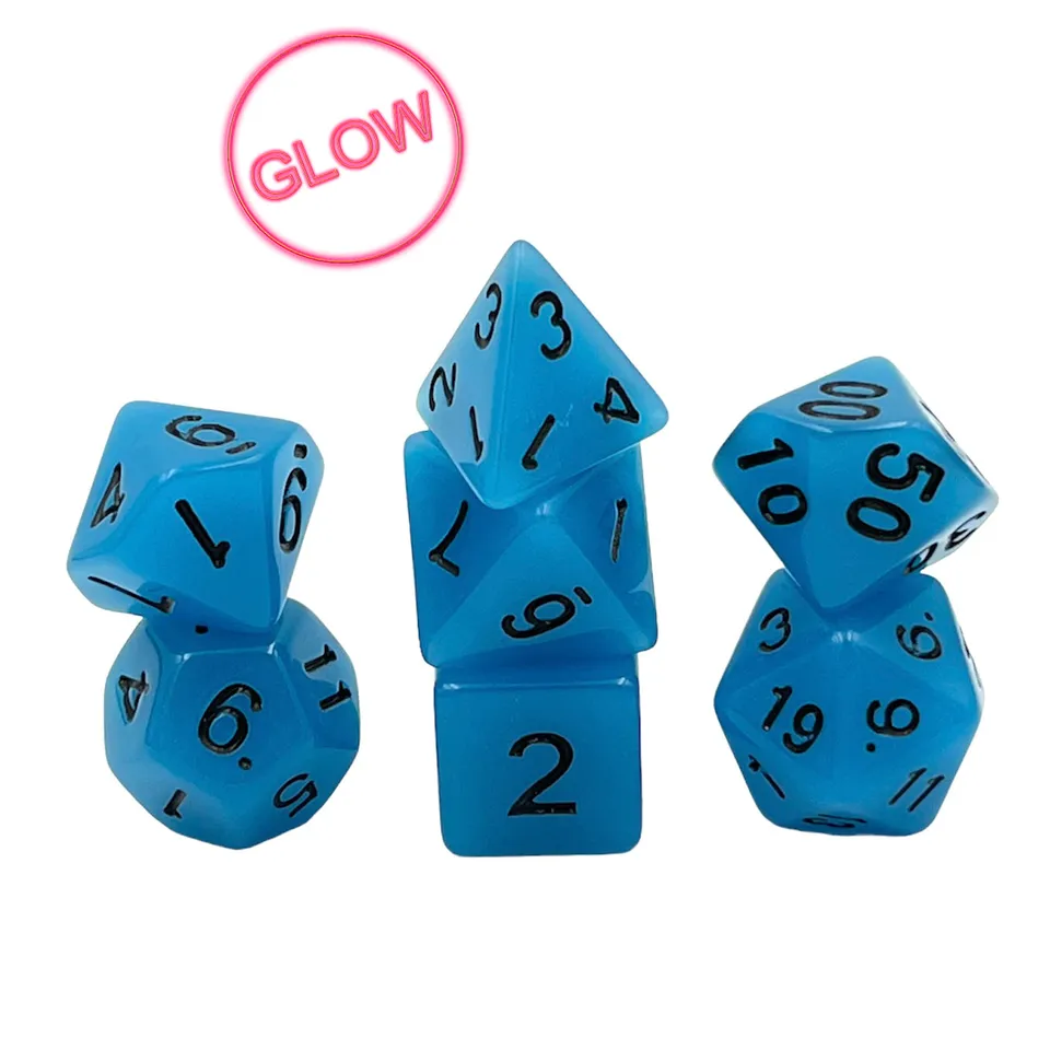 dice4friends-glow-blue-w-rfelset-7-teilig-blau-leuchtend image 1