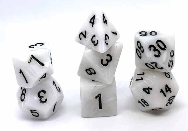 dice4friends-7-teiliges-rpg-w-rfelset-pearl-candysweet-frost-ice image 1