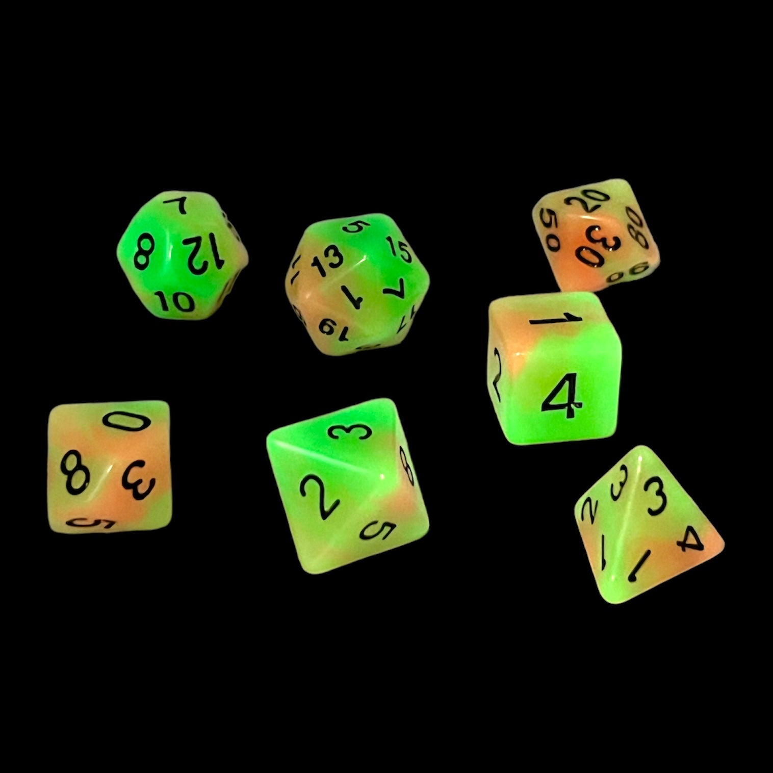 dice4friends-rpg-w-rfelset-glow-apple-w-rfel-7-teilig-leuchtend image 4