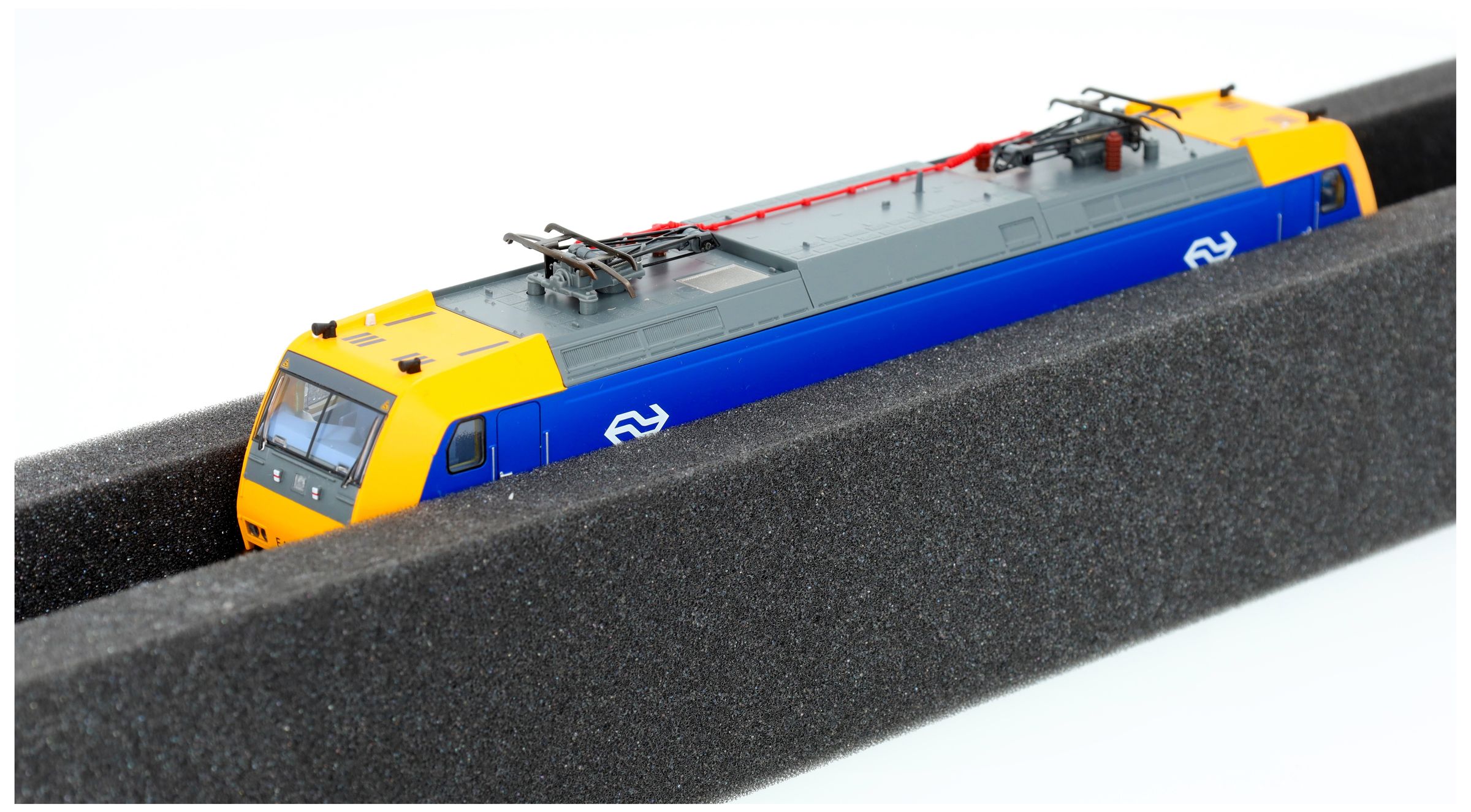 feldherr-model-train-h0-lokliege-360mm-pu-schaum-wartungsliege image 3