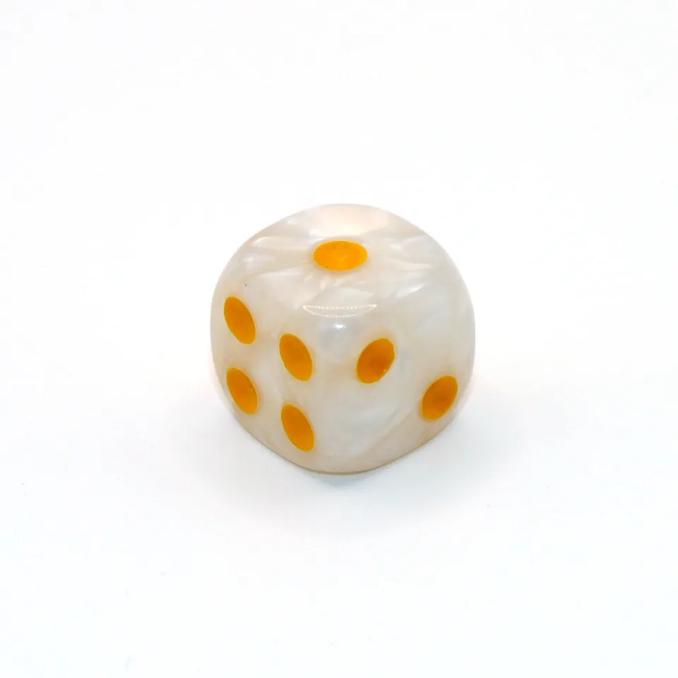 dice4friends-d6-augenw-rfel-pearl-white-gold-16mm-einzeln image 1