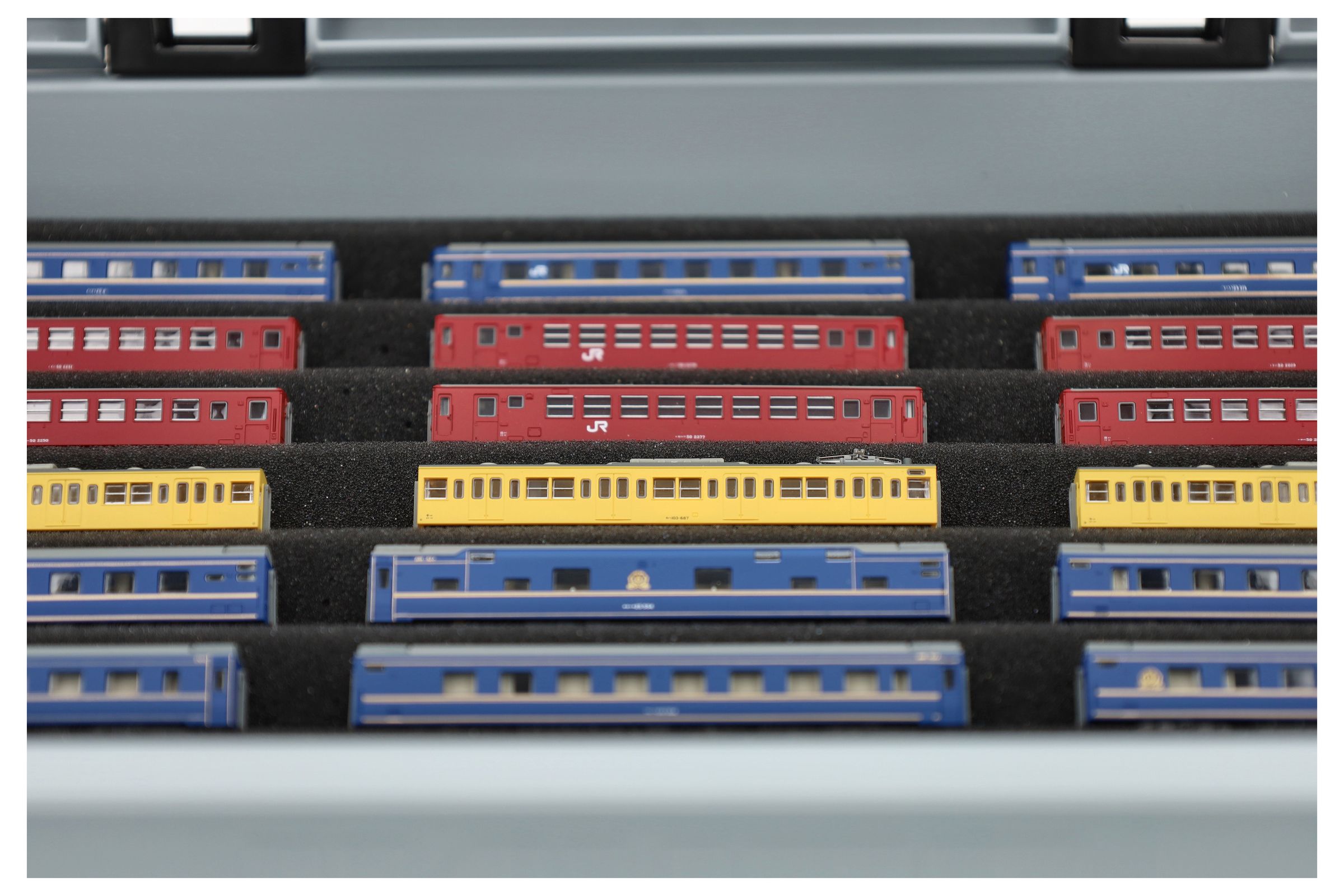 feldherr-model-train-eurobox-set-40x30-spur-z-7-f-cher image 5