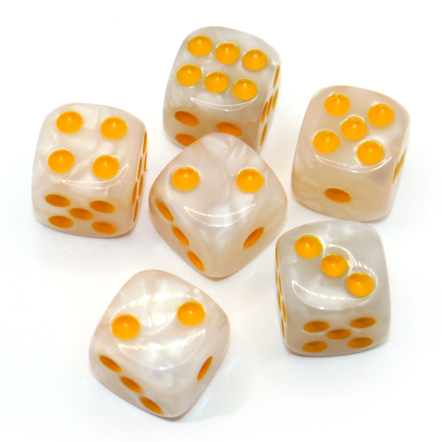 dice4friends-d6-augenw-rfel-set-pearl-wei-gold-16mm-6-w-rfel image 2