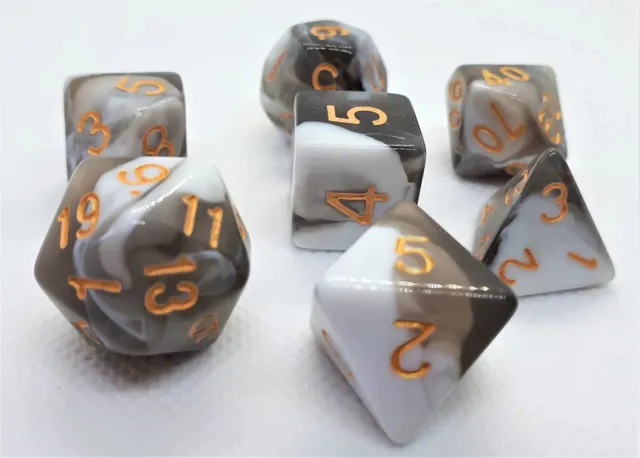 dice4friends-rpg-w-rfelset-7-teilig-racing-black-white-grau image 1