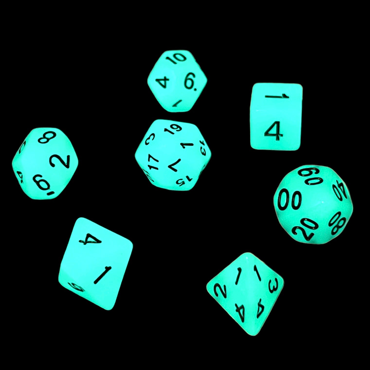 dice4friends-glow-blue-w-rfelset-7-teilig-blau-leuchtend image 4