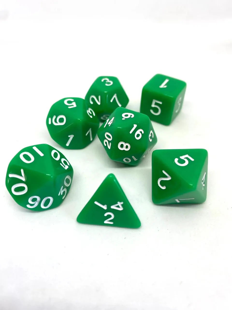 dice4friends-7-teiliges-rpg-w-rfelset-opaque-green-w-rfel-7er-gr-n image 1