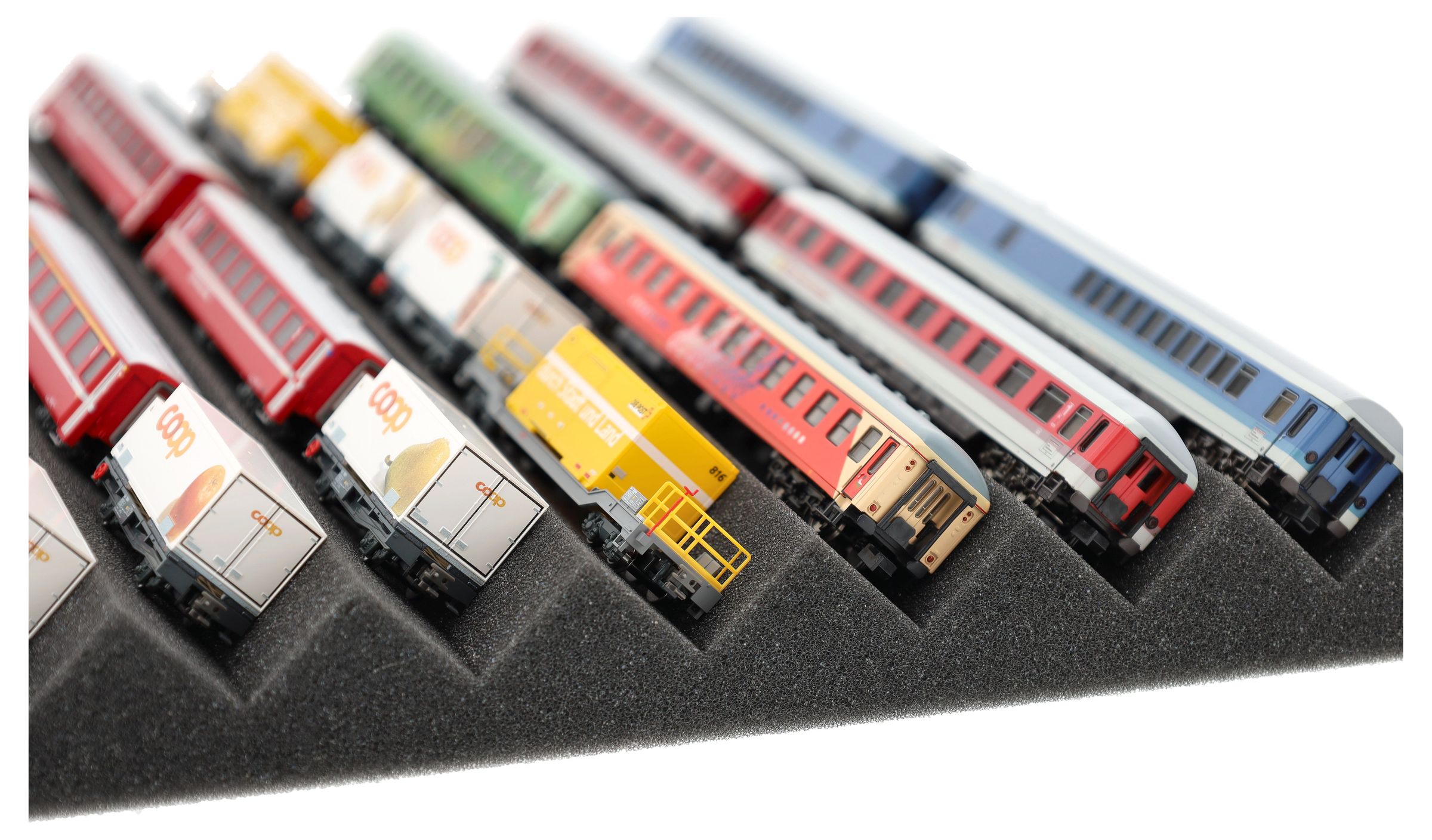 feldherr-model-train-kn030a01-zugliege-spur-n-7-f-cher image 3