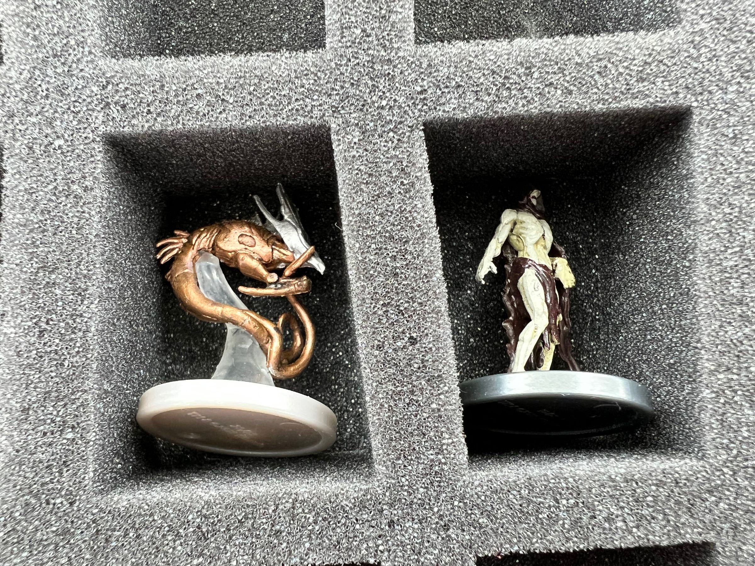 feldherr-mini-bag-creature-forge-overwhelming-swarm-tasche-28-minis image 3