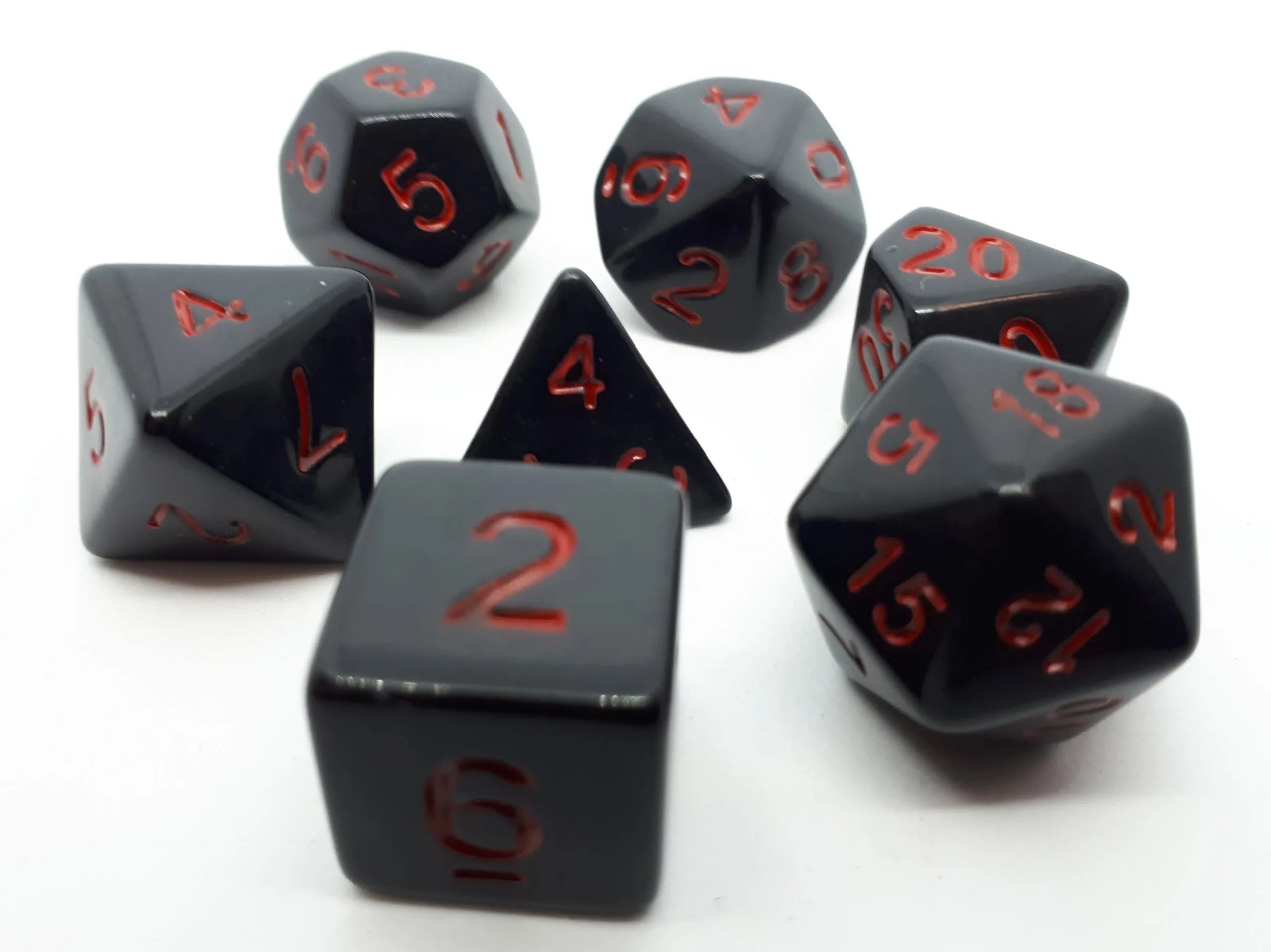 dice4friends-opaque-black-7-teiliges-rpg-w-rfelset-schwarz-rot image 1