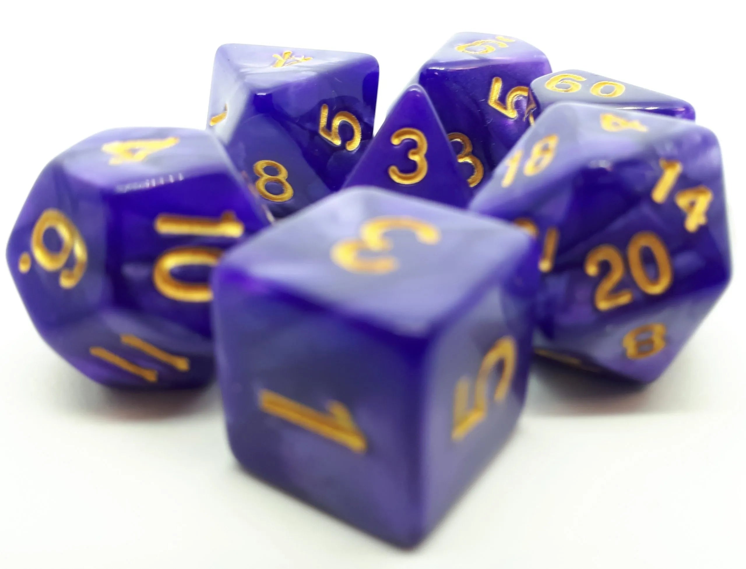 dice4friends-rpg-w-rfelset-pearl-purple-gold-7-teilig image 3