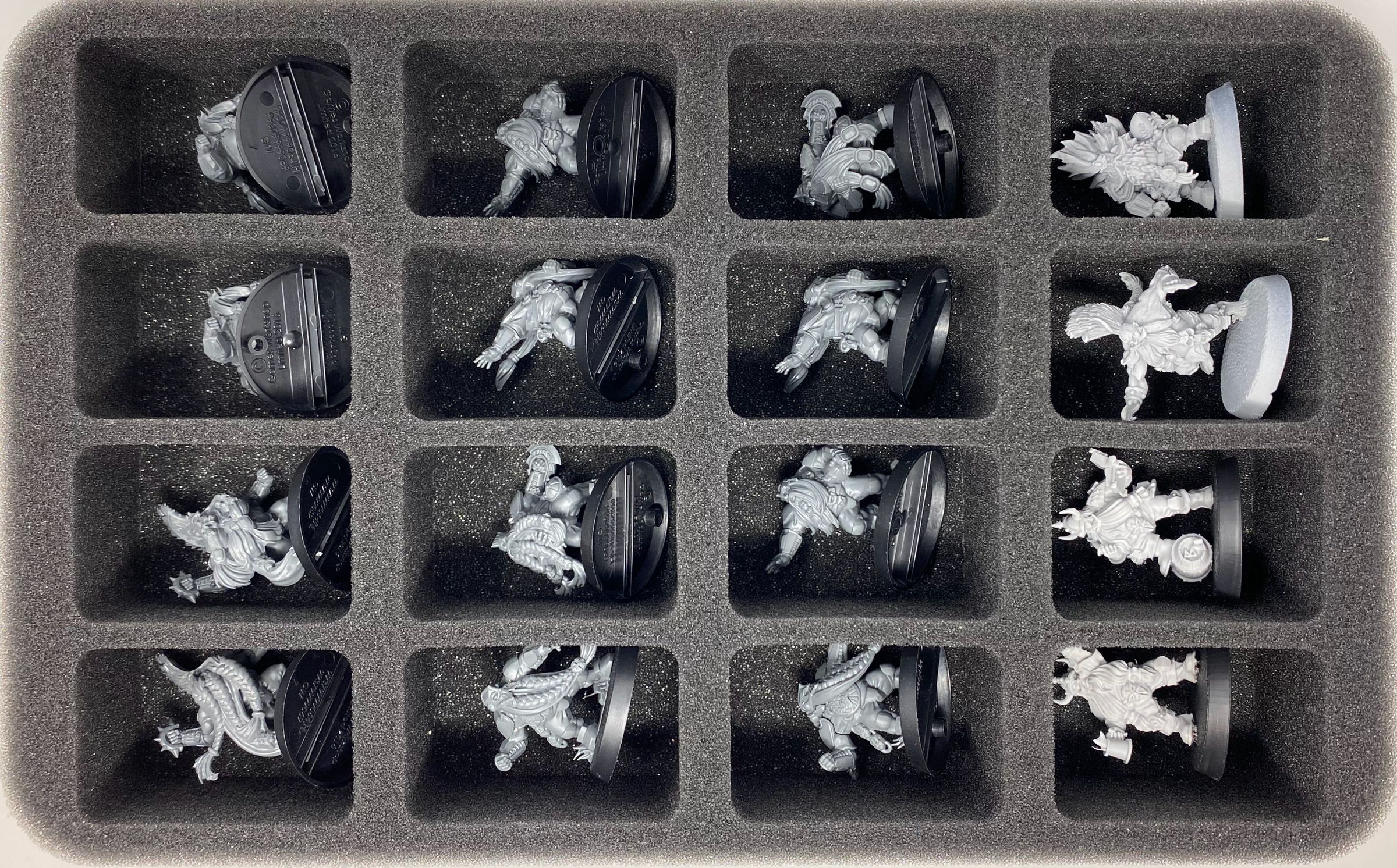 feldherr-foam-trays-hs045a013-schaumeinlage-blood-bowl-zwerge image 1