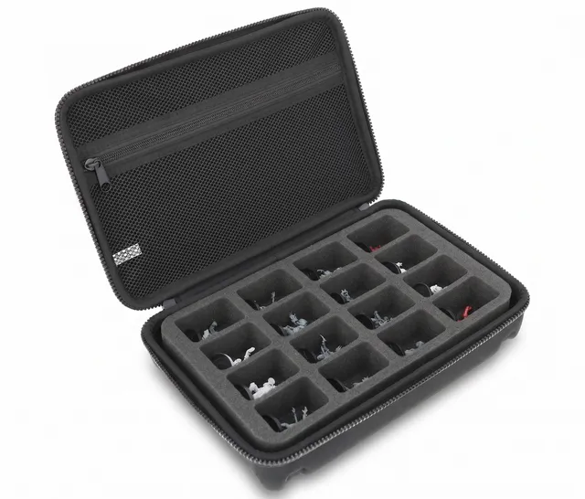 feldherr-half-size-case-50-figurenkoffer-blood-bowl-16-minis image 1