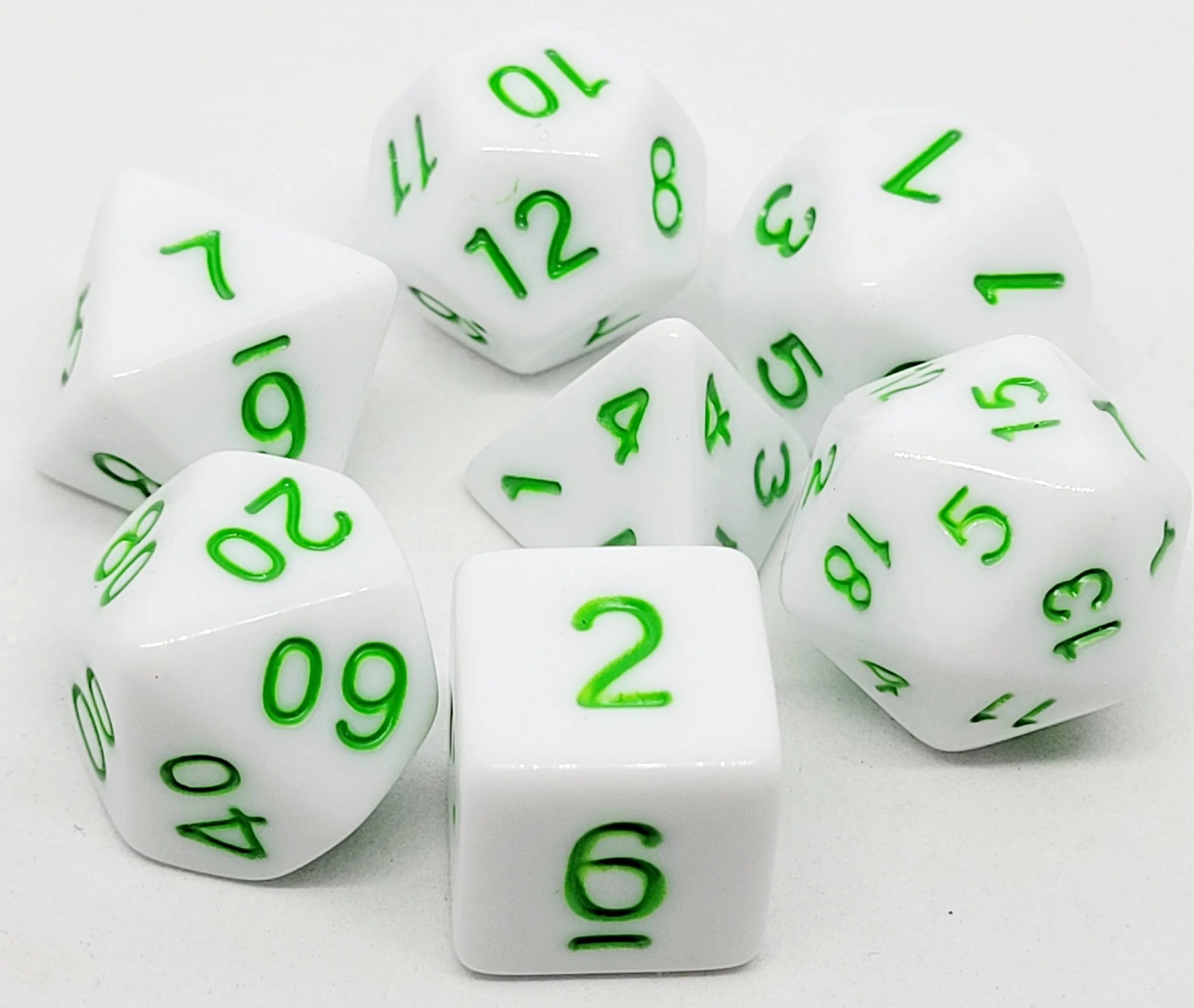 dice4friends-7-teiliges-rpg-w-rfel-sets-opaque-marshmellow-green image 1