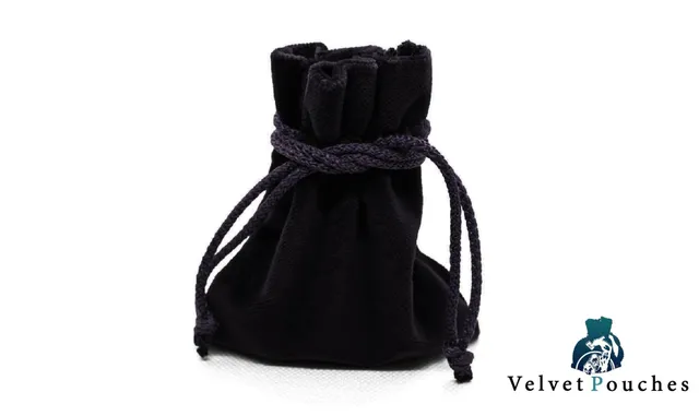 drawlab-pouches-black-velvet-w-rfelbeutel-schwarz image 1