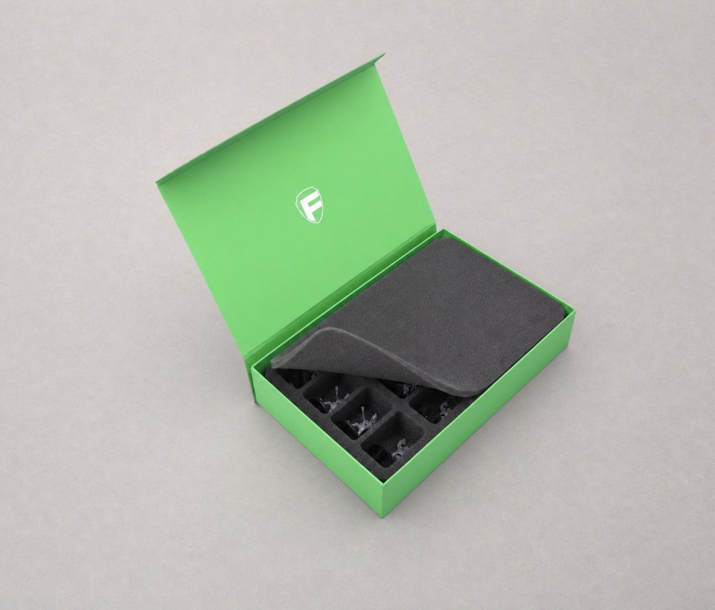 feldherr-magnetic-cases-box-gr-n-blood-bowl-crypt-stealers image 4