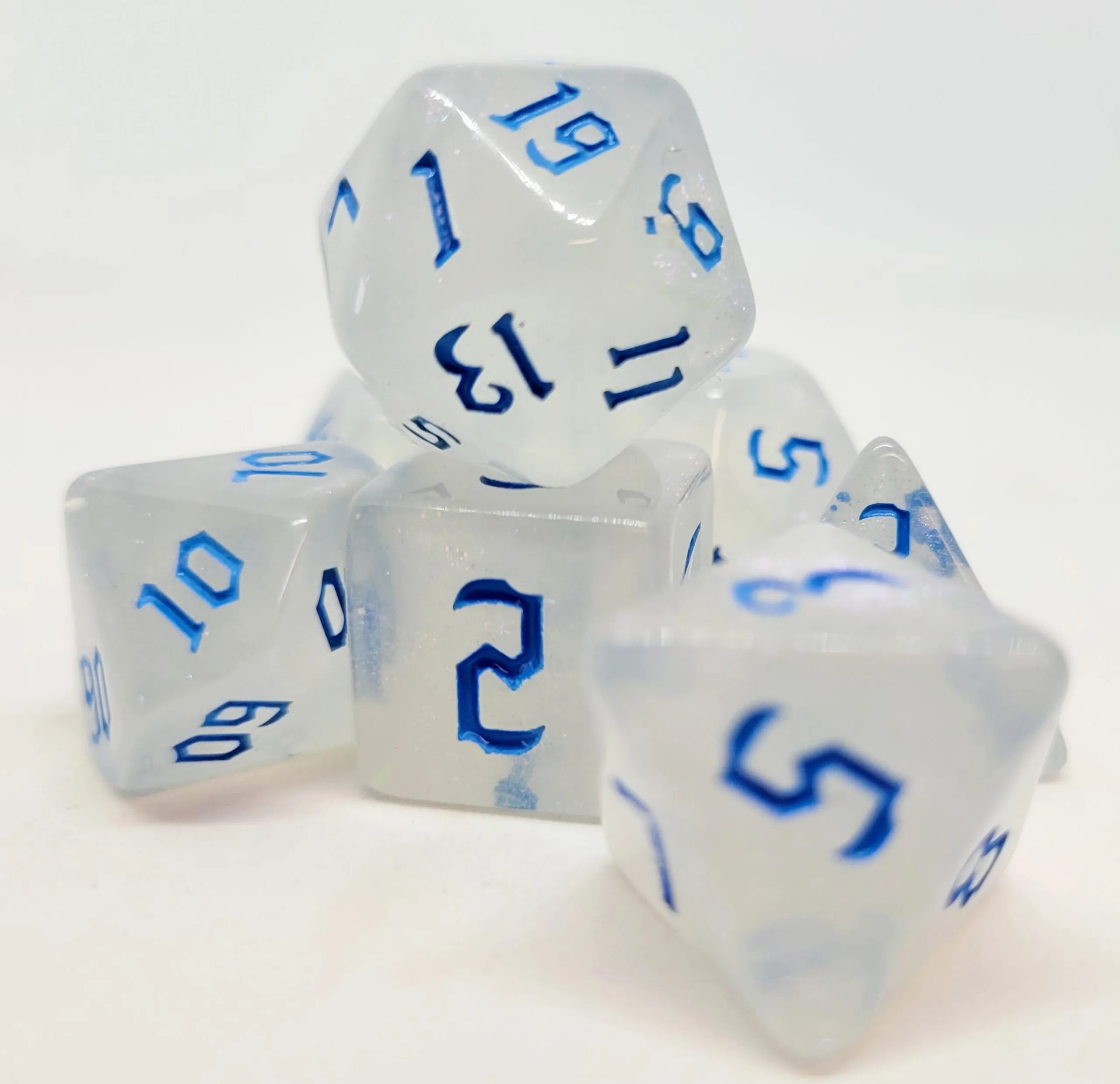 dice4friends-7-teiliges-rpg-w-rfelset-milky-shine-blue-galaxy image 2