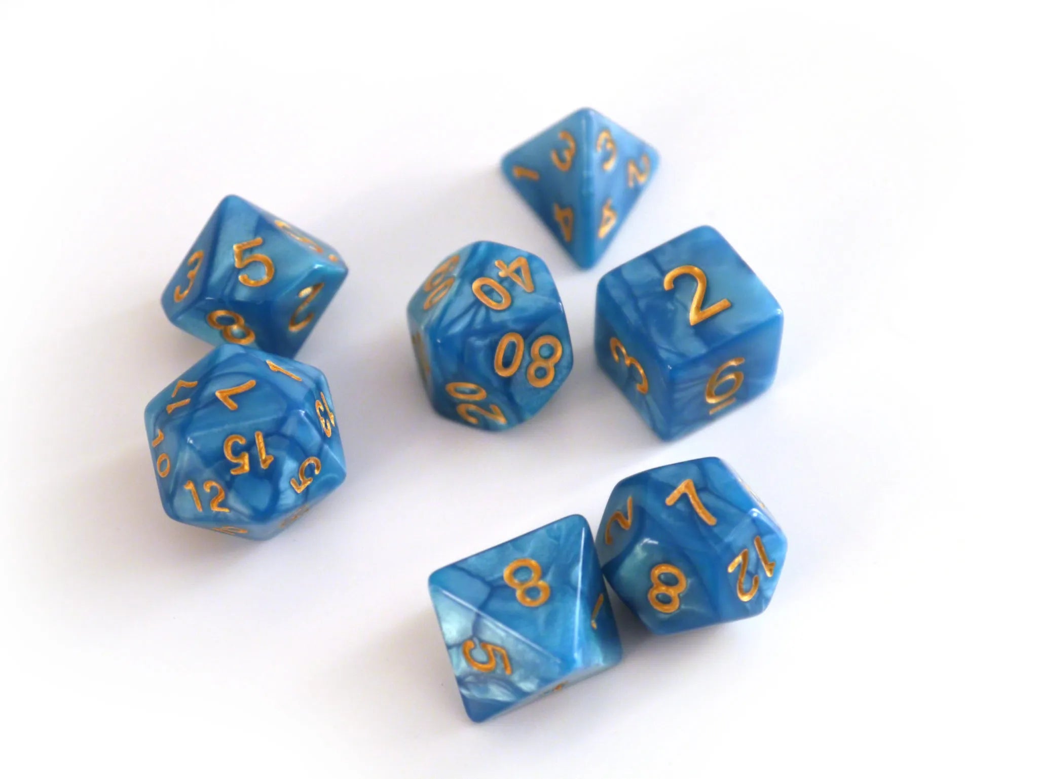 dice4friends-pearl-w-rfelset-azur-gold-w-rfel-7-teilig-blau image 1